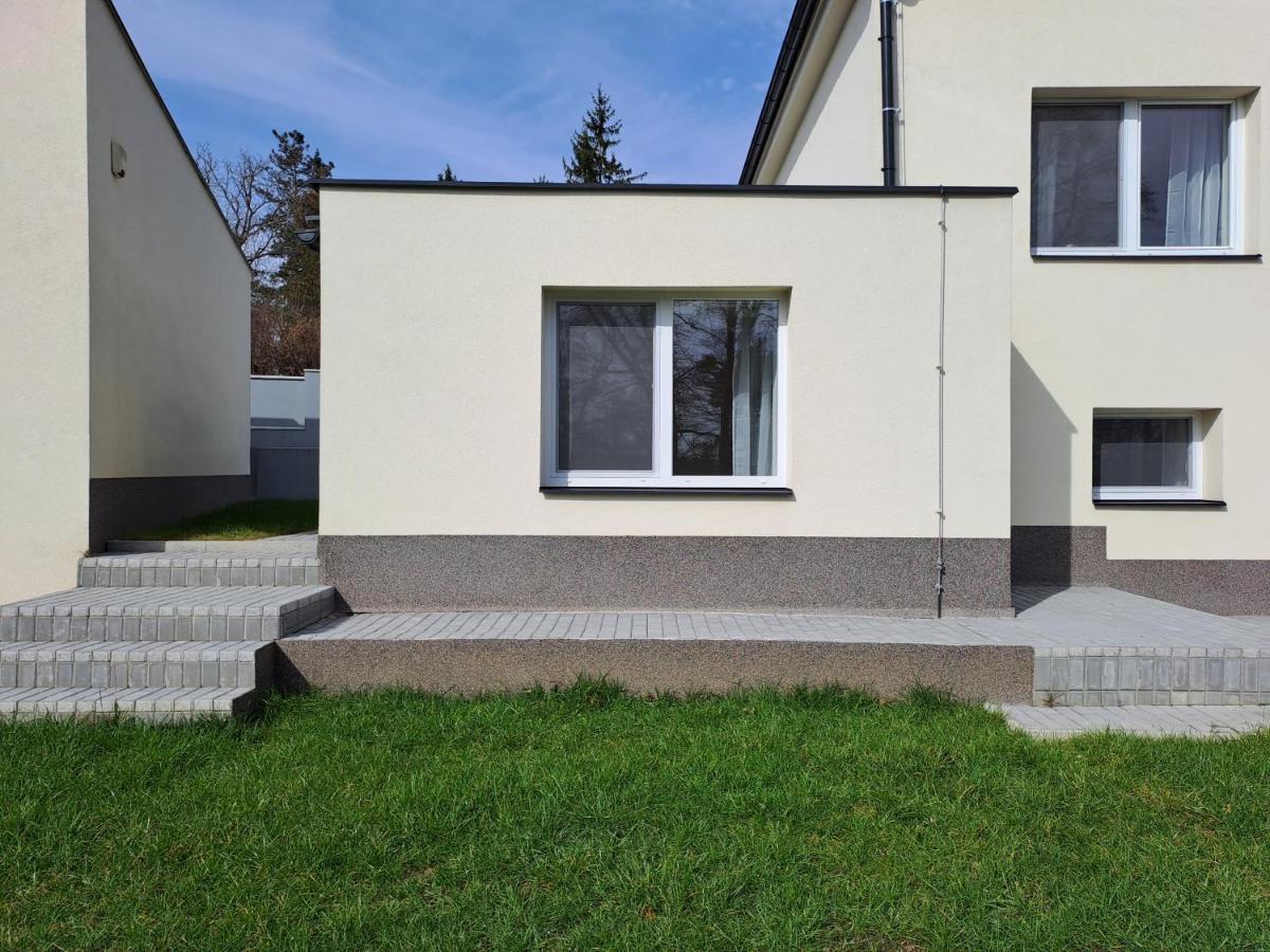 Apartmanovy Dum Se Zahradou V Klidne Casti Prahy Πράγα Εξωτερικό φωτογραφία