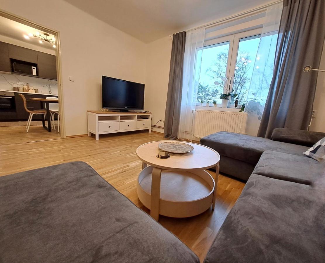Apartmanovy Dum Se Zahradou V Klidne Casti Prahy Πράγα Εξωτερικό φωτογραφία