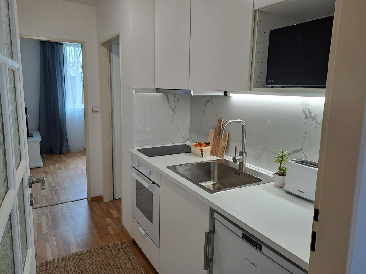 Apartmanovy Dum Se Zahradou V Klidne Casti Prahy Πράγα Εξωτερικό φωτογραφία